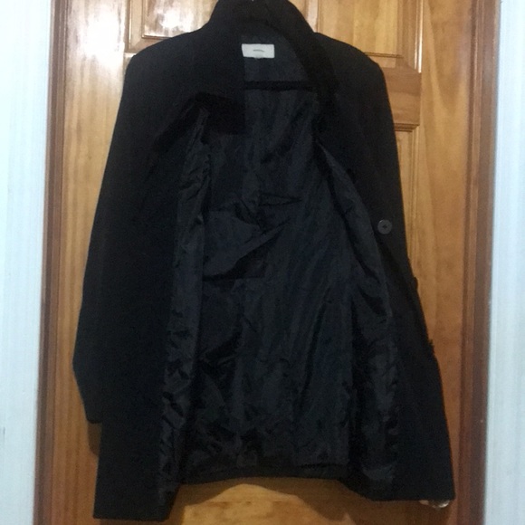 Sleek & Simple Coat - Picture 10 of 10